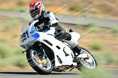 media/May-31-2025-Classic Track Day (Sat) [[da23ab3028]]/Group B/Session 1 (Turns 3 and 5)/
